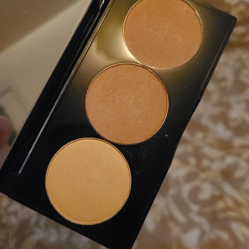 sold * Smashbox Spotlight Palette - Picture 4 of 7